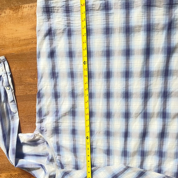 Rafter C Cowboy Collection Pearl Snap Button Down - Picture 9 of 10